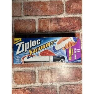 Ziploc Vacuum Starter Kit - Includes 1 Pump and 3 Quart Size Bags New